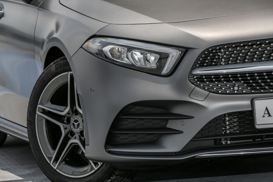 Детали экстерьера Mercedes-Benz A250 AMG Line (W177) 2018 года  (MY) (фото 13 из 24)